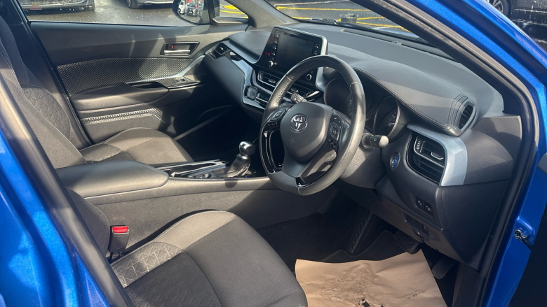 Toyota C-HR 1.8 Hybrid Design 5dr CVT Hybrid Hatchback